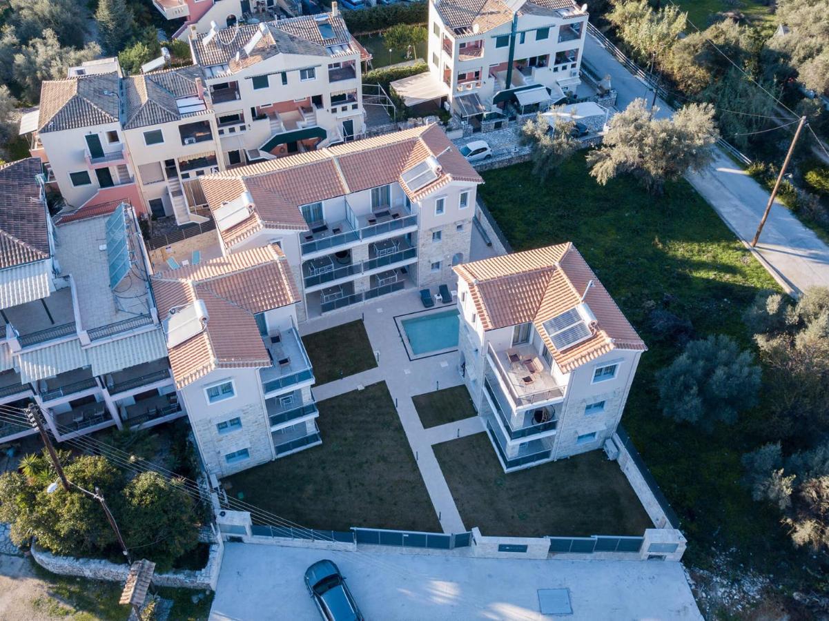 Momento Luxury Apartments Walking Distance From The Beach Nikiana Dış mekan fotoğraf
