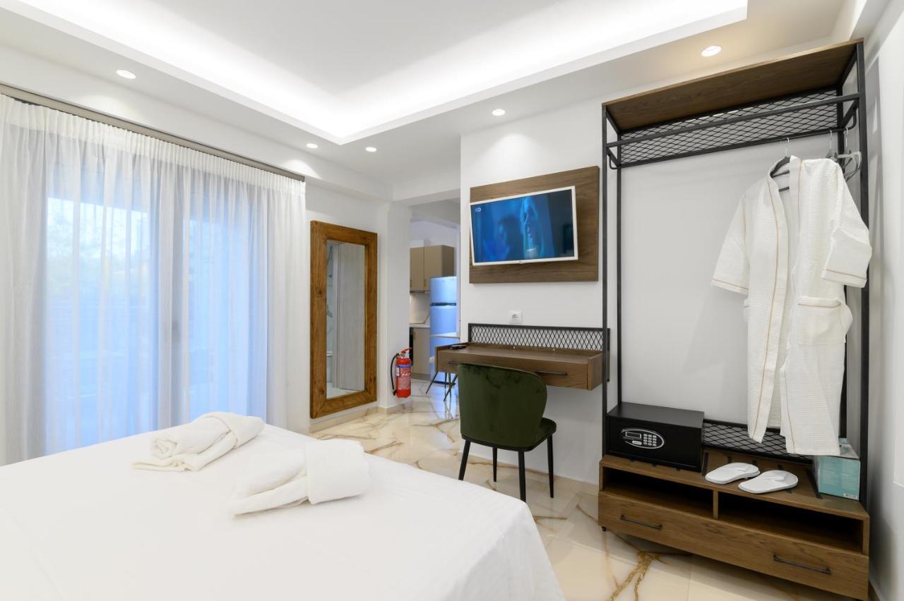 Momento Luxury Apartments Walking Distance From The Beach Nikiana Dış mekan fotoğraf
